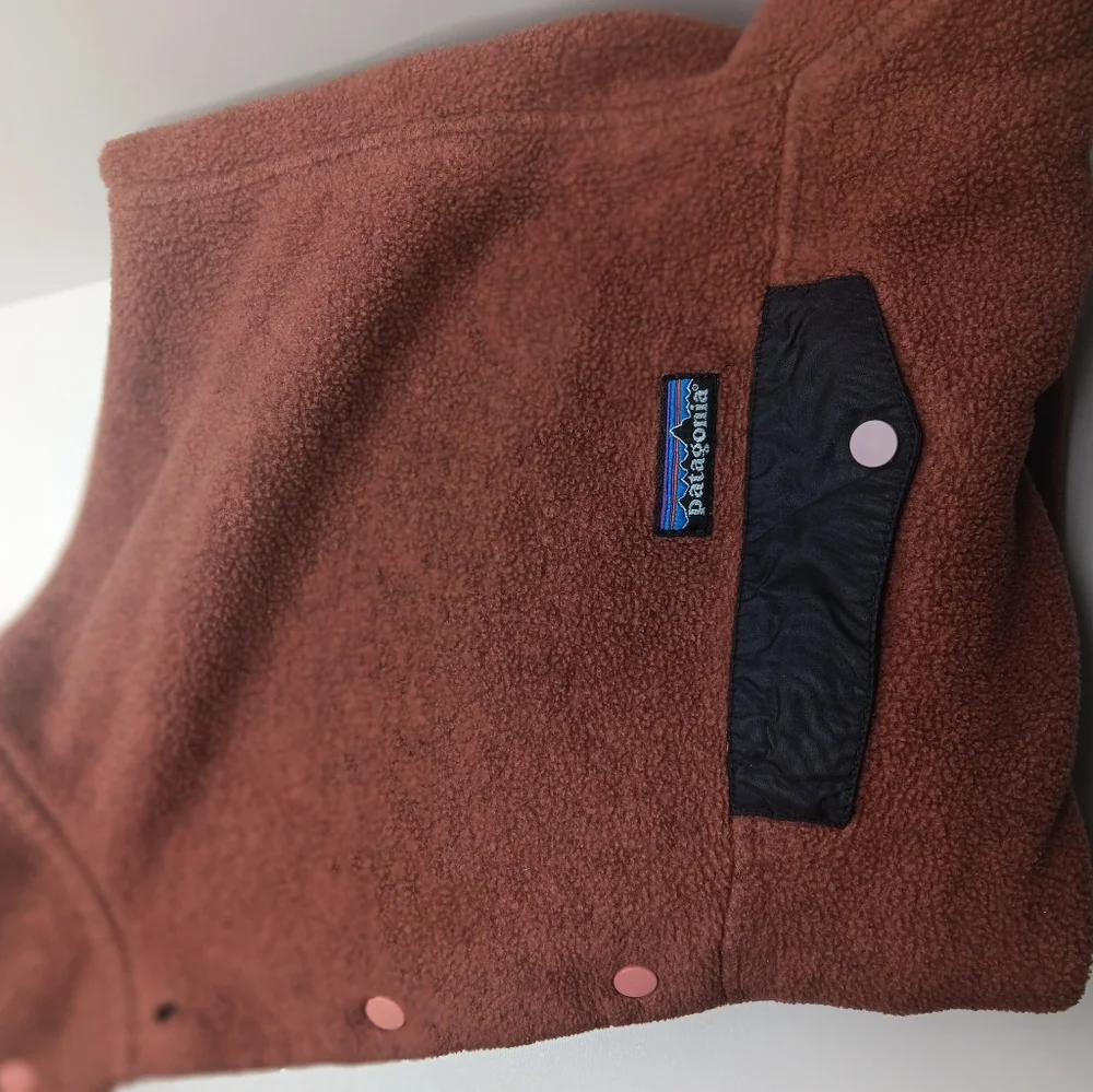 Patagonia Lightweight Synchilla Snap-T Fleece Pullover - - Picture 3 of 15